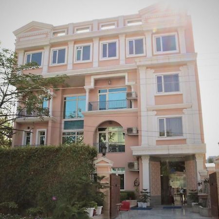 Royal Residence Iffco Chowk Gurgaon Exterior foto