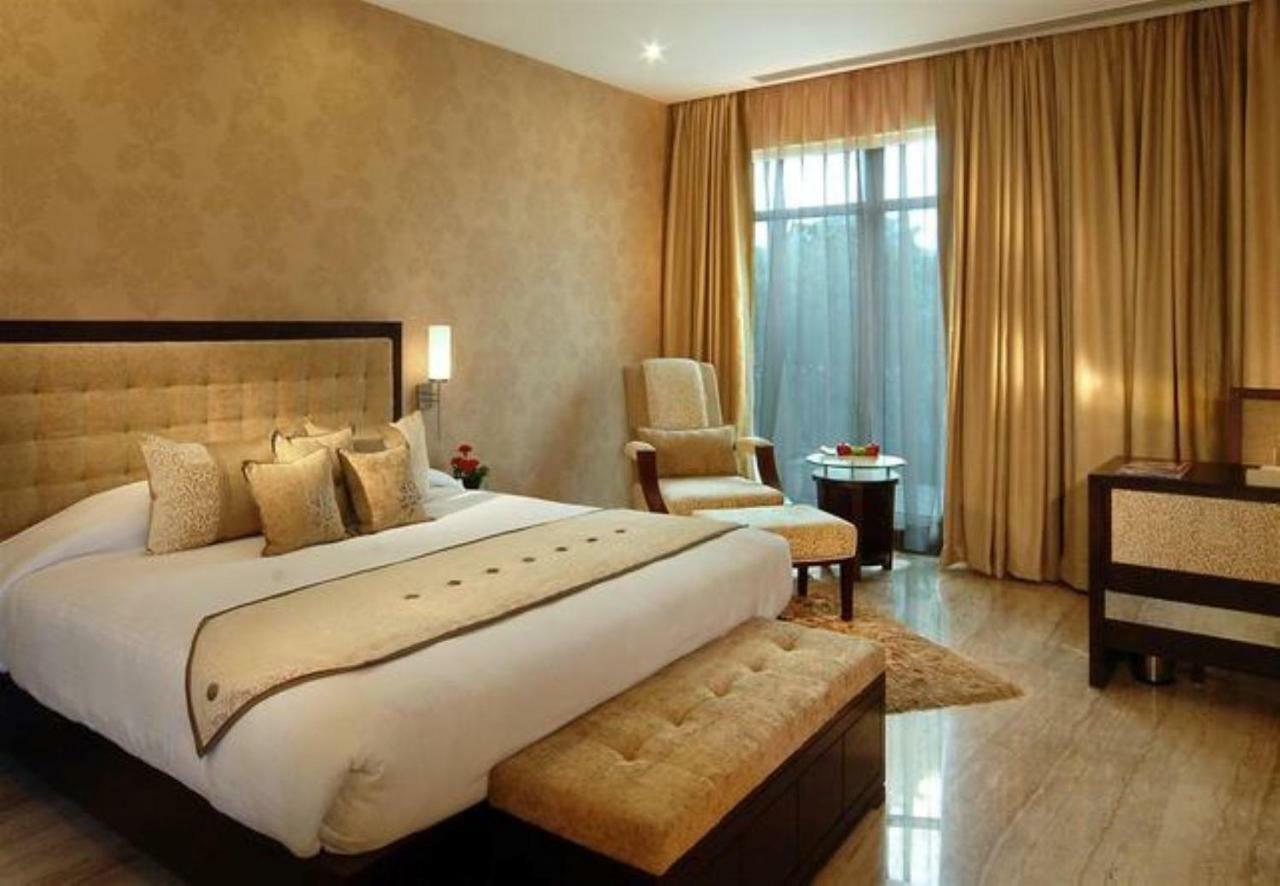 Royal Residence Iffco Chowk Gurgaon Exterior foto
